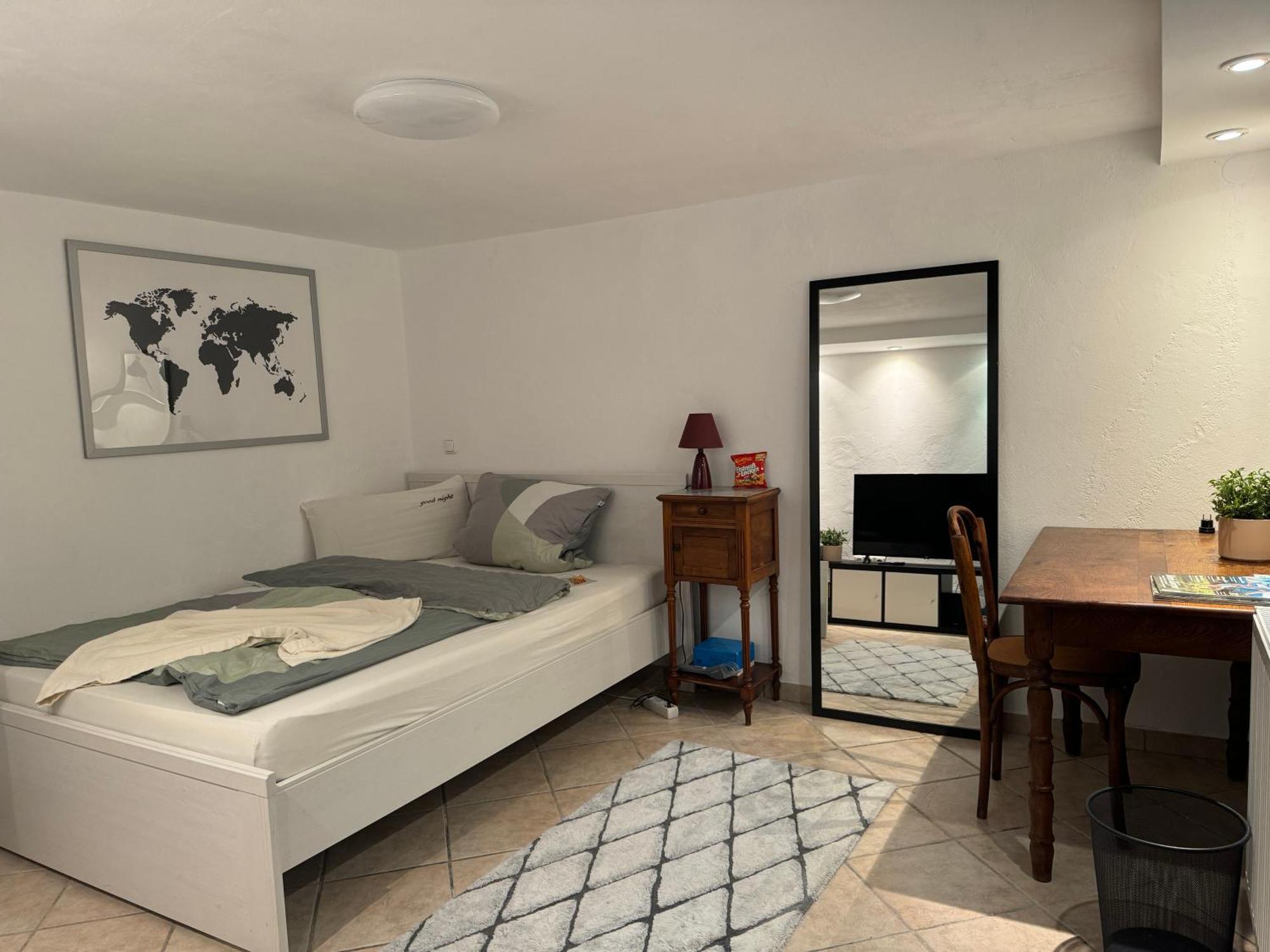 Appartamento Souterrain Whg Im Einfamilienhaus -Zentral In Frankfurt Francoforte sul Meno Esterno foto